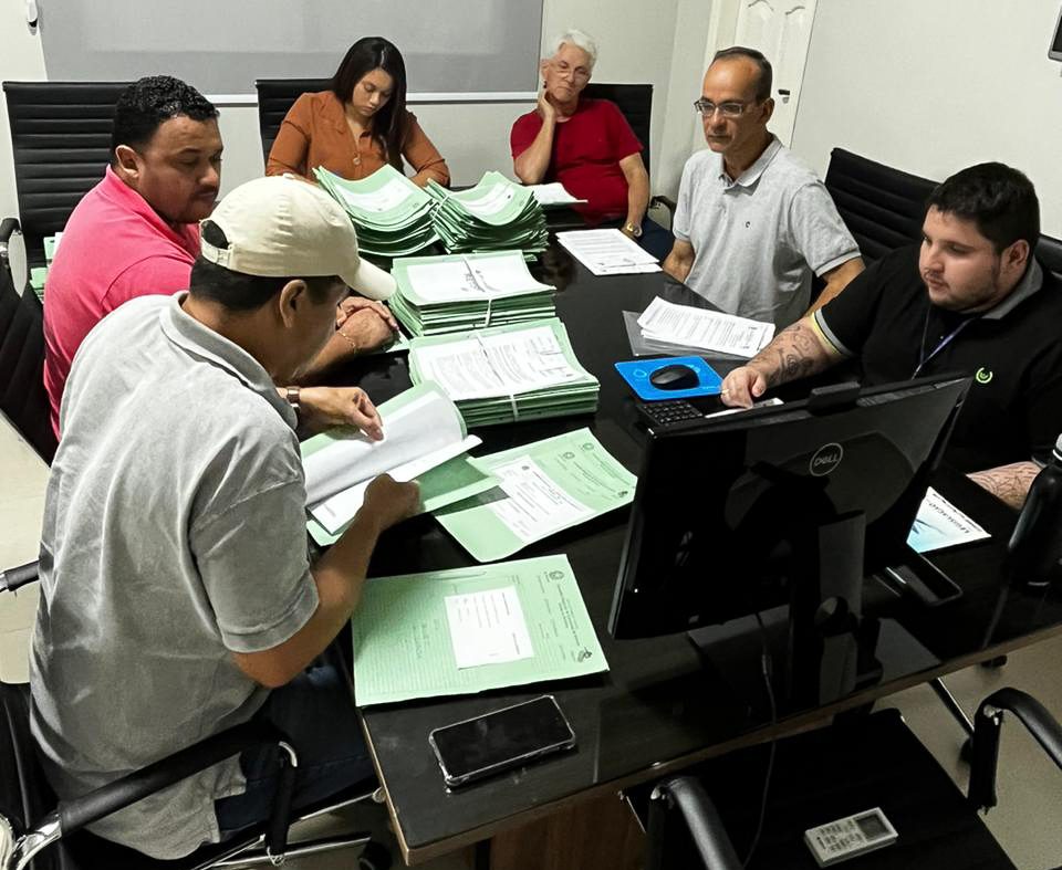 CEFISP realiza análise e julgamento de processos